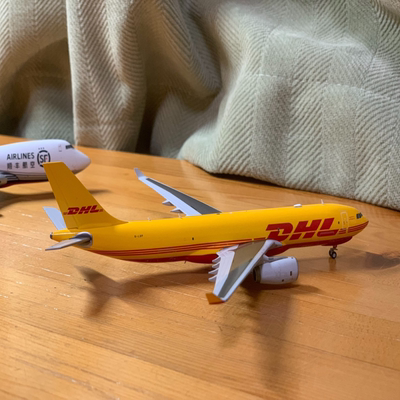 jc1/400DHL货运A330-200F盒藏，可小刀，私聊拍细节，邮费另算
