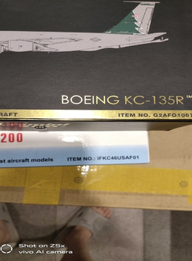 Gemini美国波音KC－135R加油机，1/200，全配无损，未拆封
