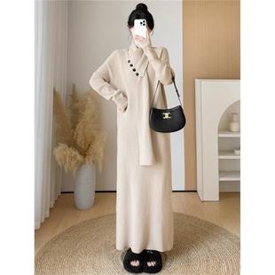 秋冬V领慵懒风休闲百搭毛衣连衣裙女新款配围巾覆古气质过膝长裙