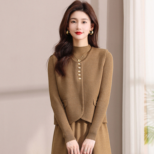 针织马甲女士毛线背心2024新款时尚加厚小香风叠穿马夹两件套秋冬