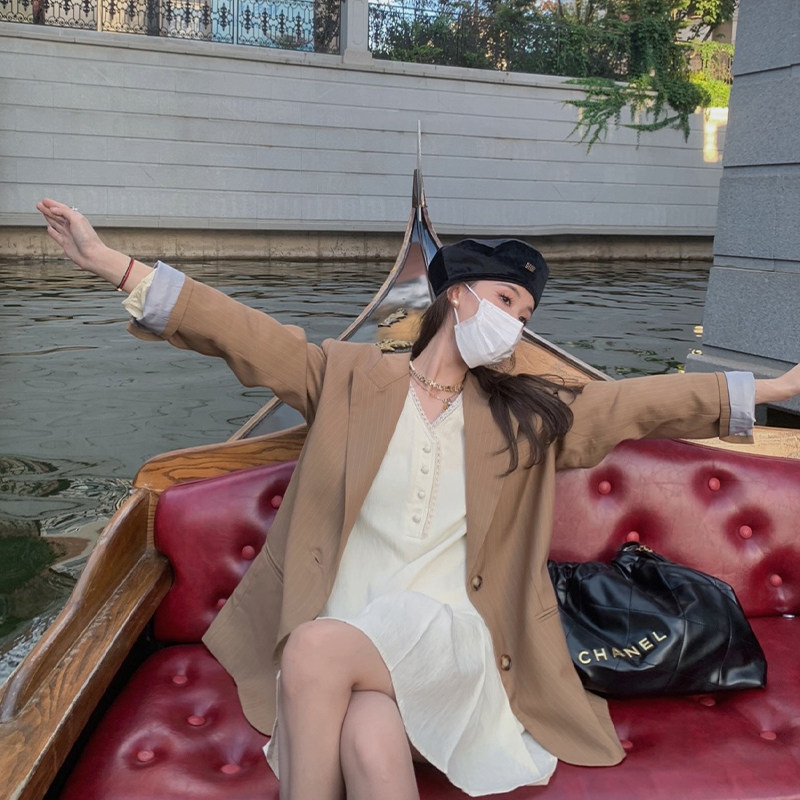 areUshop卡其色条纹西装