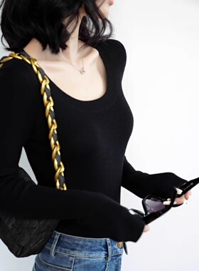韩国黑色u领正肩长袖针织打底衫女秋冬修身毛衣内搭别致绝美上衣~