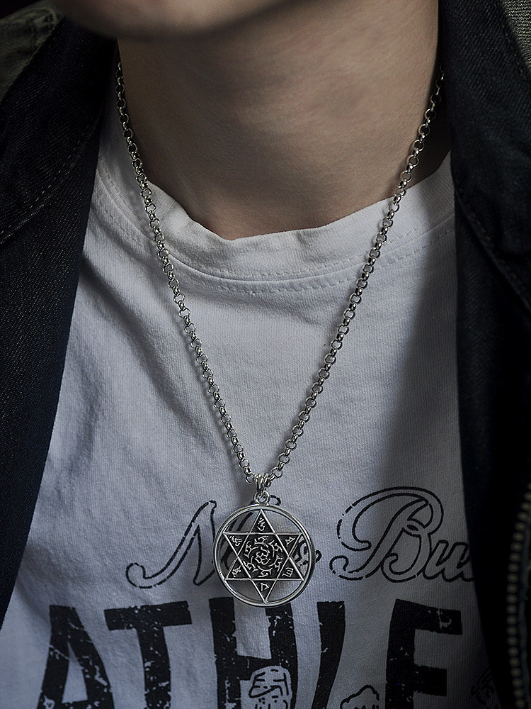 925 sterling silver twist personality necklace for men and women wild couple six-pointed star pendant Trendsetter Thai silver vintage clavicle chain