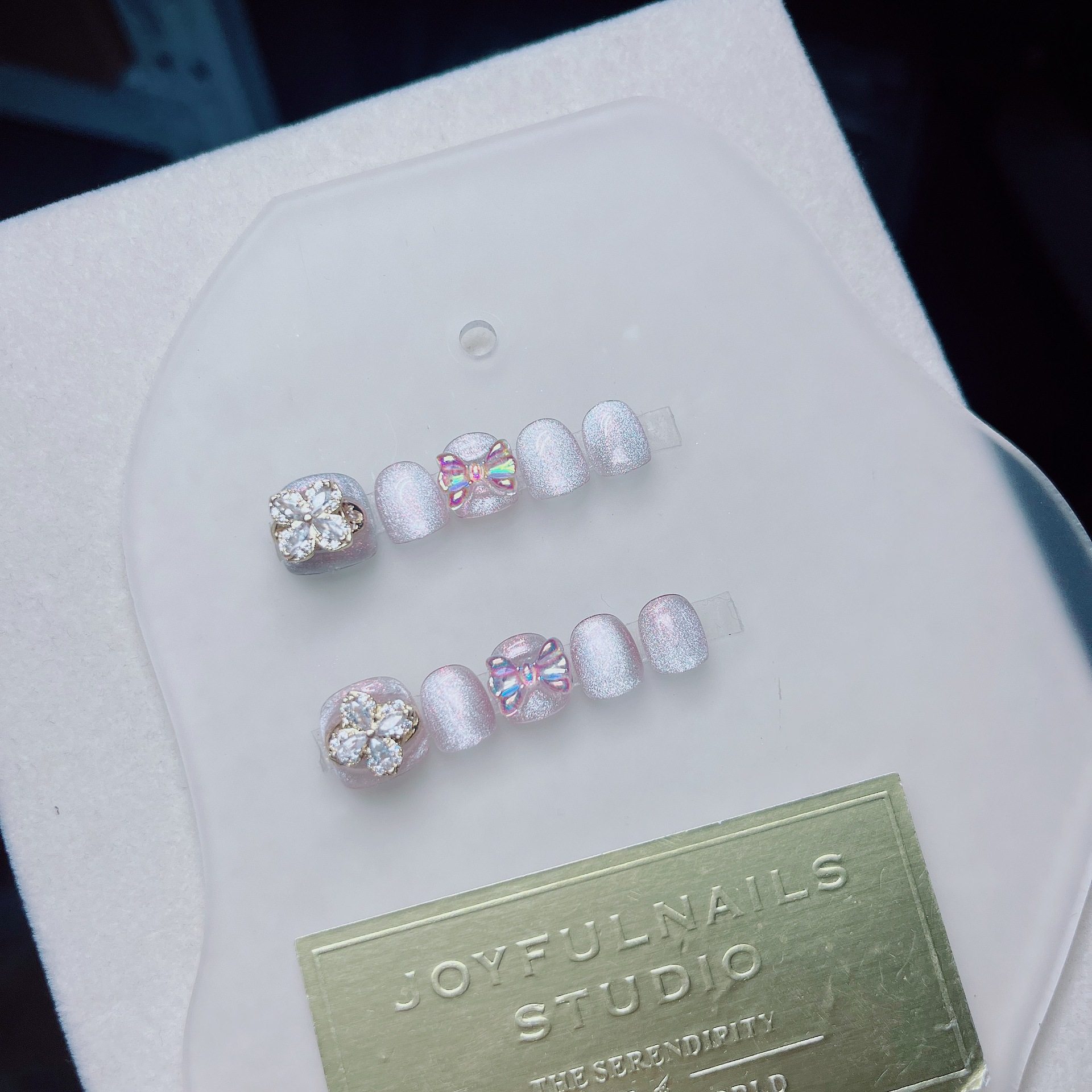 手工儿童穿戴甲显白旋转四叶草贴片爆闪满钻3-10岁小童指甲片成品,彩妆/香水/美妆工具,美甲工具,淘宝优惠券,粉丝福利购,淘宝优惠卷