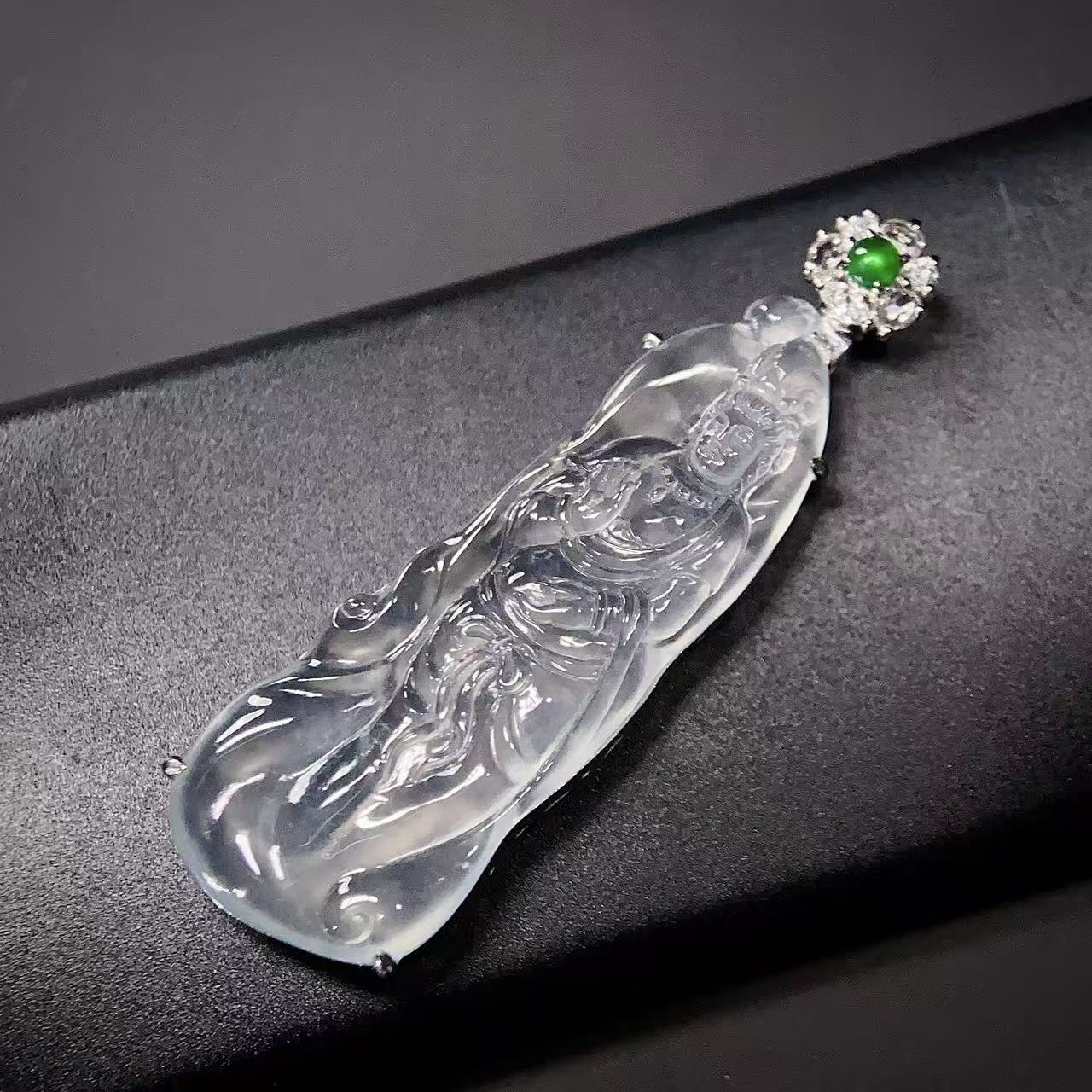 现货18K金伴钻石镶嵌天然翡翠A货高冰种观音菩萨吊坠普度众生挂件