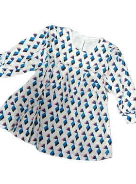 安米莉秋季女童印花长袖连衣裙宽松版