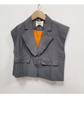 安米莉春秋款男童西装马甲