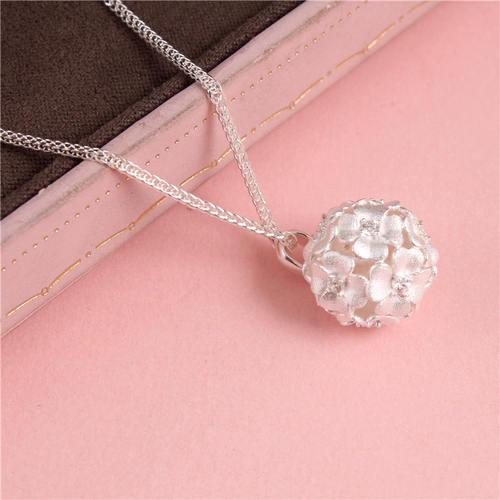 仙记银坊绣球足银吊坠纯银花球