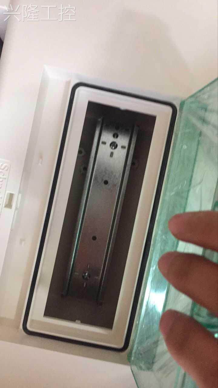 兴隆工控ksb63sm48 全新原装施耐德插接箱