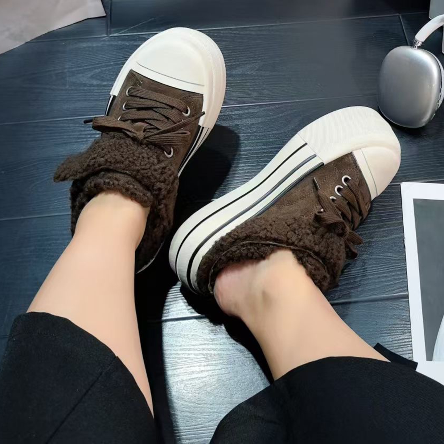 牛猄拼羊毛圆头系带魔术贴休闲鞋