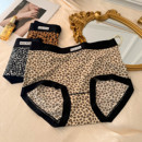 大码内裤女胖mm200斤冰丝无痕豹纹中高腰2025新款薄款透气三角裤