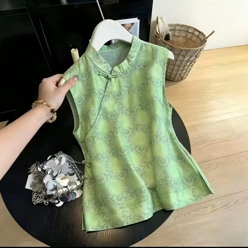 新中式国风绿色无袖背心马甲女2026夏季新款文艺风提花盘扣上衣女