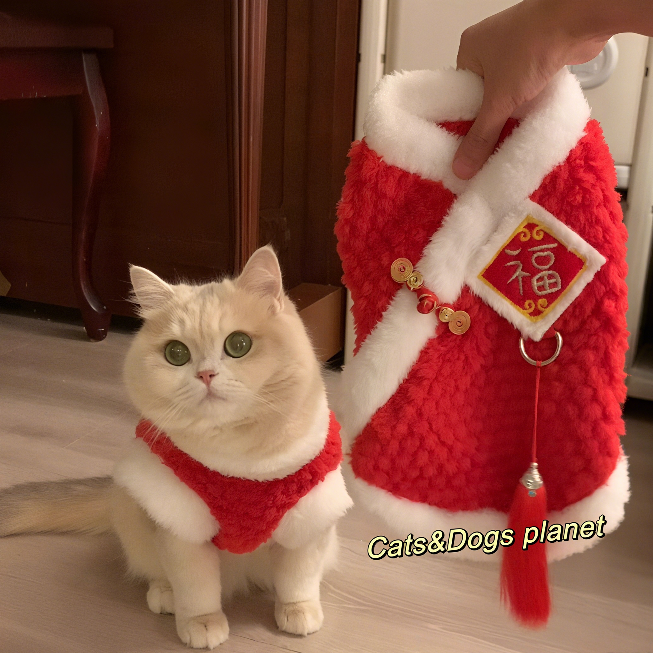 宠物猫咪新年国风毛绒背心刺绣福字唐装狗狗背心上衣蓝金渐层比熊