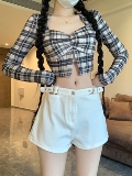 白色