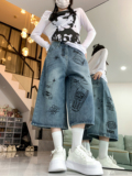 蓝色