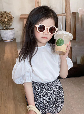 女童套装2022夏季新款白色泡泡袖衬衫配复古碎花短裤两件套