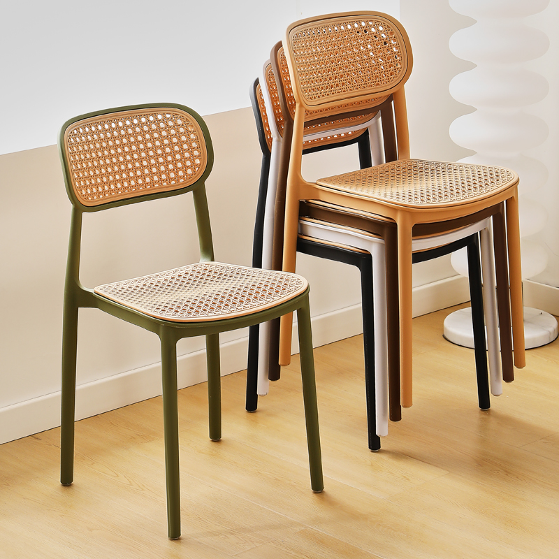 塑料简约可叠放椅子物美价廉