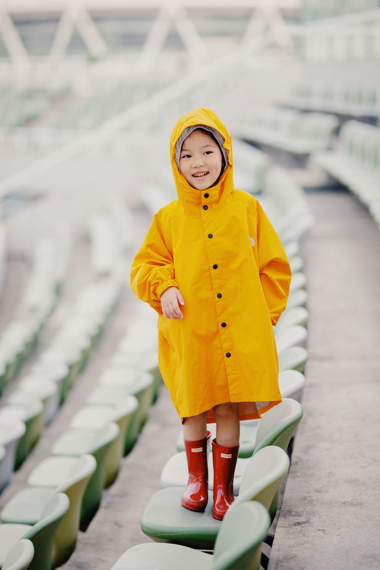 Starseed日本设计男女儿童学生黄色长款雨衣雨批风雨衣 有书包位