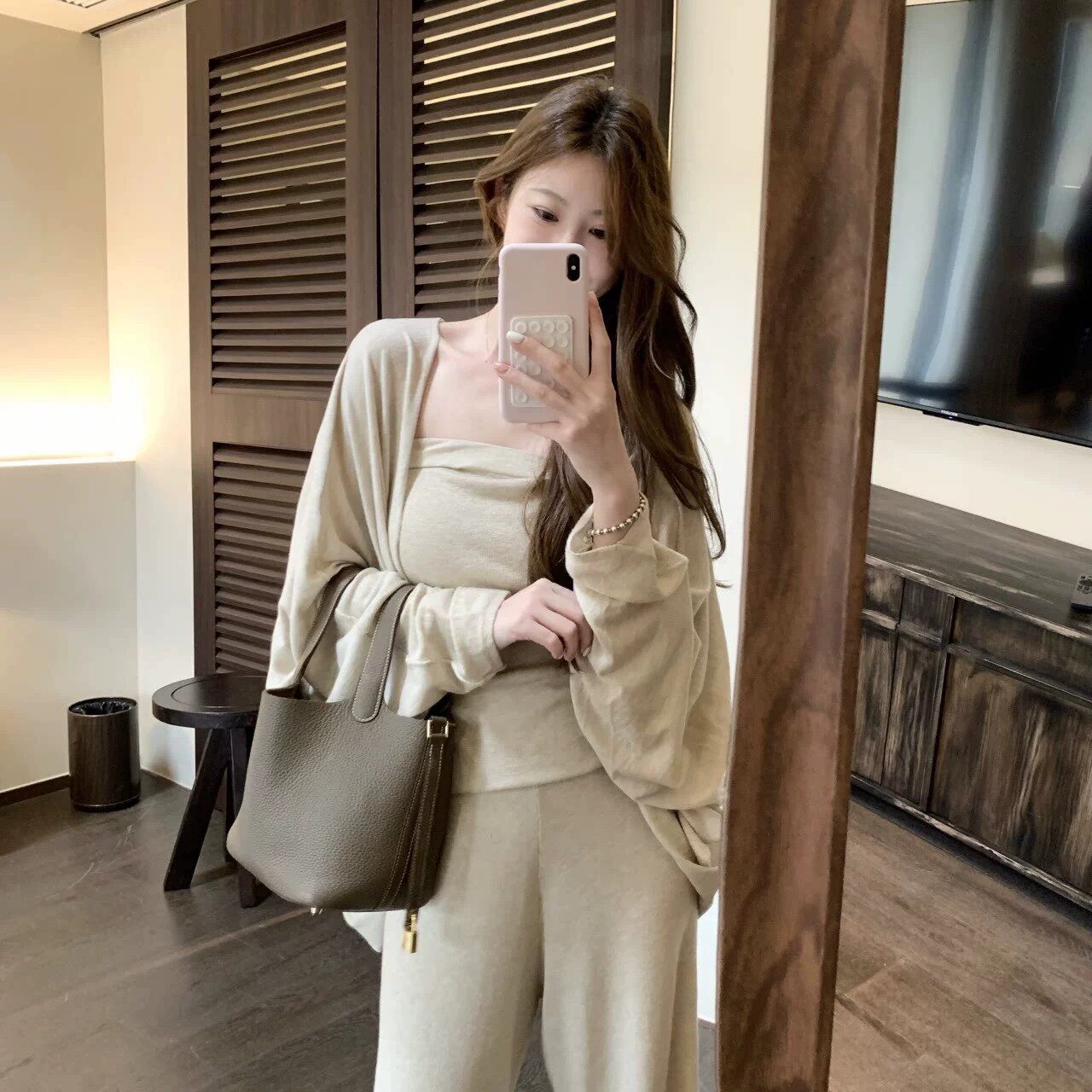 真丝醋酸羊毛针织开衫抹胸阔腿裤时尚套装26春季新款女装慵懒毛衣