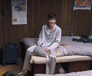 2021年明星张艺兴杨紫蔡徐坤同款真丝冰丝睡衣丝绸薄款情侣家居服