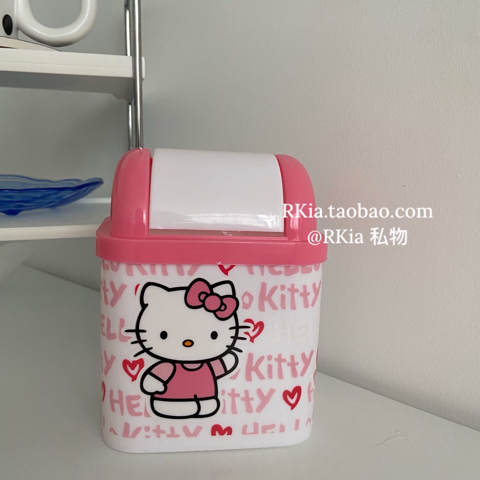 RKIA 귀여운 데스크탑 쓰레기통 KT 고양이 미니 기숙사 침실 가구 덮은 종이 바구니 작은 보관통 작은