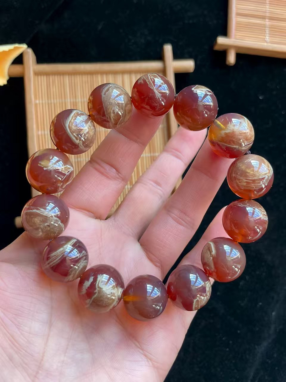 16+34克血蜜手串