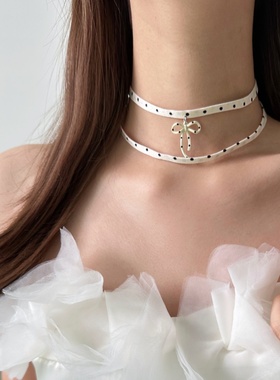 甜酷辣妹风白色波点蝴蝶结脖颈链