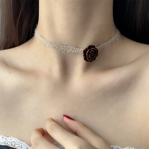 棕色玫瑰花朵毛绒choker项圈女