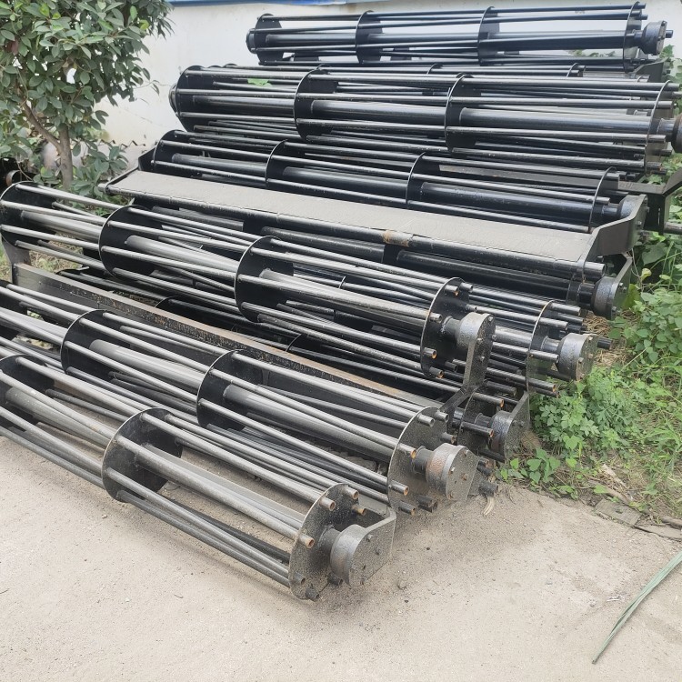 旋耕机加装碎土滚可以替换挡土板安装简单方便各种尺寸齐全工厂店
