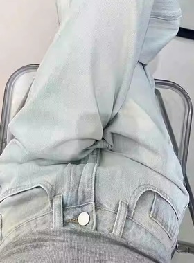 大码梨形身材的浅蓝色水洗牛仔裤女直筒宽松显瘦阔腿坠感长裤子潮