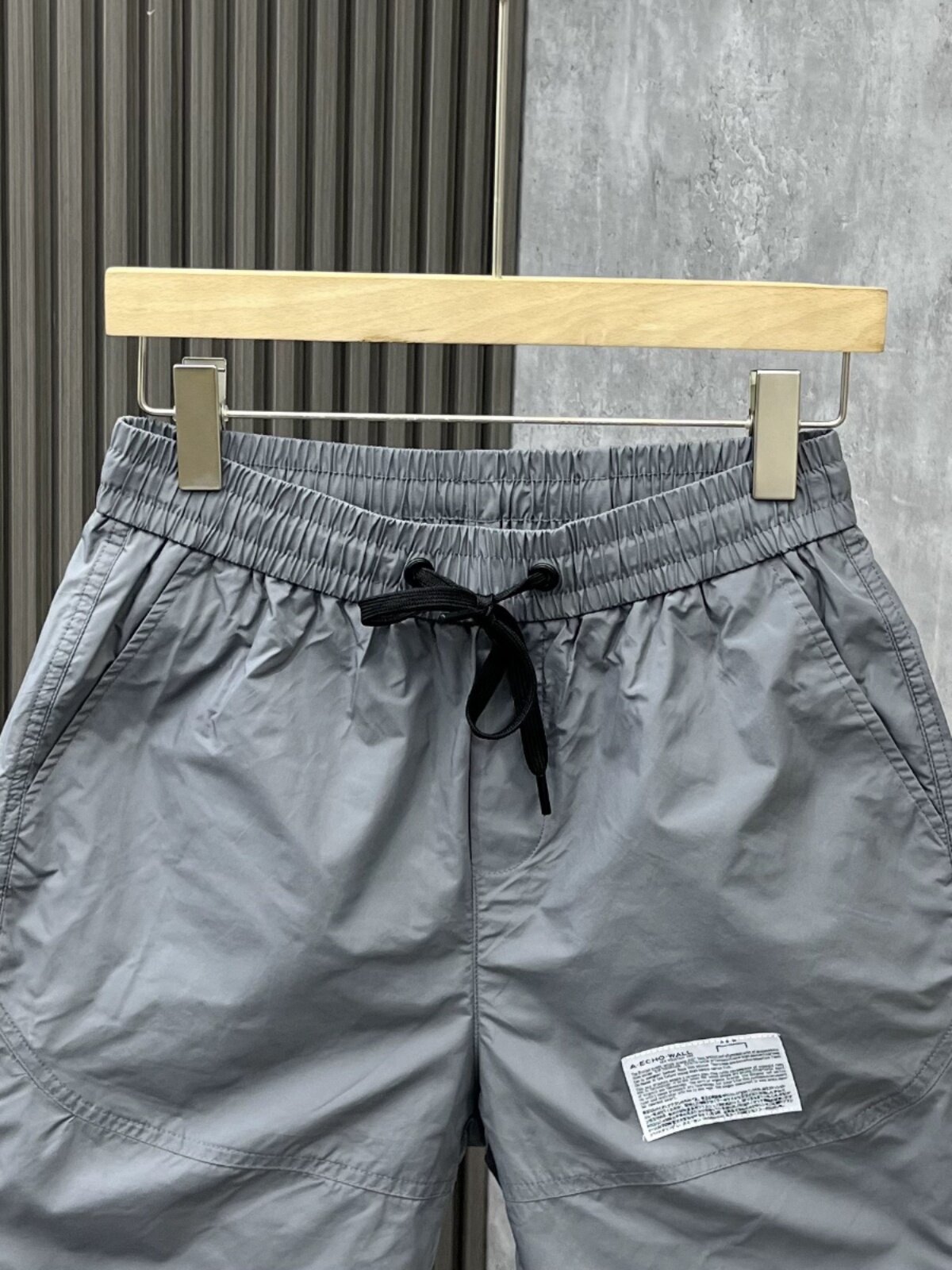 BUY NEW MENS CASUAL SHORTS IN SUMMER VERSATILE SPORTS FIVE-POINT PANTS MENS LOOSE PLUS-SIZE BEACH PANTS