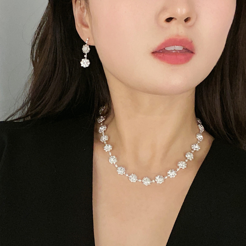 超闪满钻设计感耳环项链手链套装