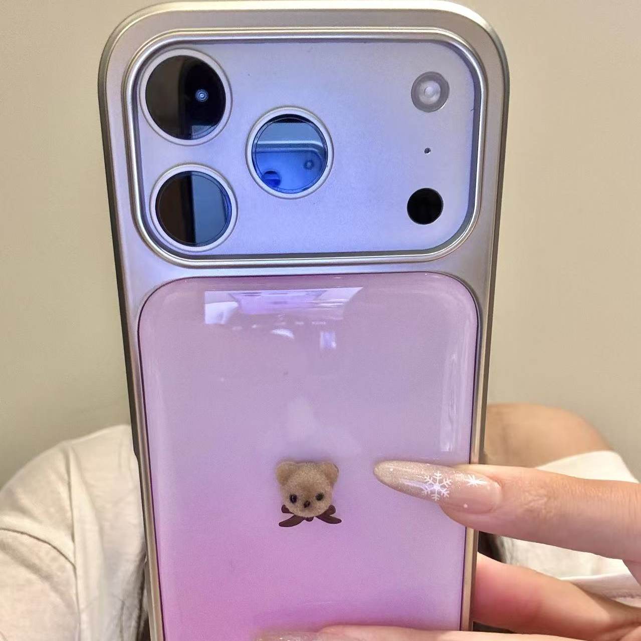 简约渐变粉蓝立体植绒小熊适用于iphone17promax苹果16pr手机壳15