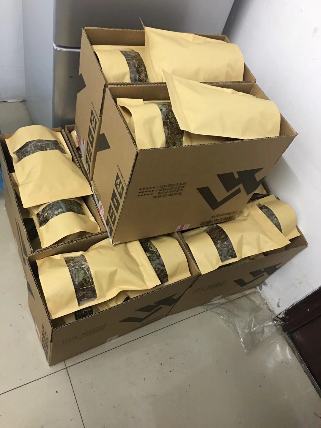 乳腺茶增生月经前胀痛刺痛囊性肿块结节乳腺贴