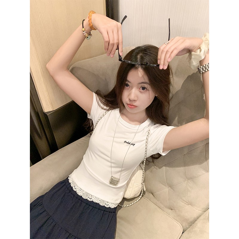 白色蕾丝花边正肩短袖t恤女2025新款夏季修身紧身短款上衣