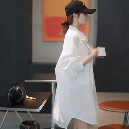 2025新款春夏宽松慵懒风白色衬衣外套遮屁股中长款防晒衬衫上衣女