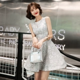 Короткое вечернее платье, коллекция 2023