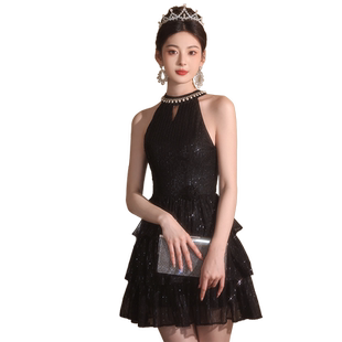 黑色小晚礼服裙女平时可穿宴会挂脖小短裙亮片高端轻奢气质连衣裙