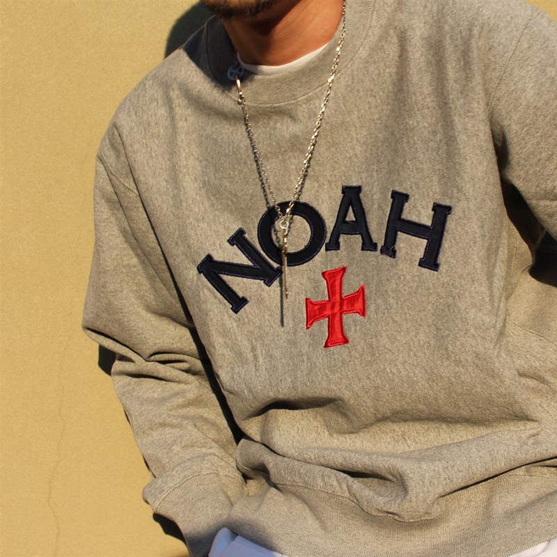 十字刺绣美式复古圆领套头卫衣男