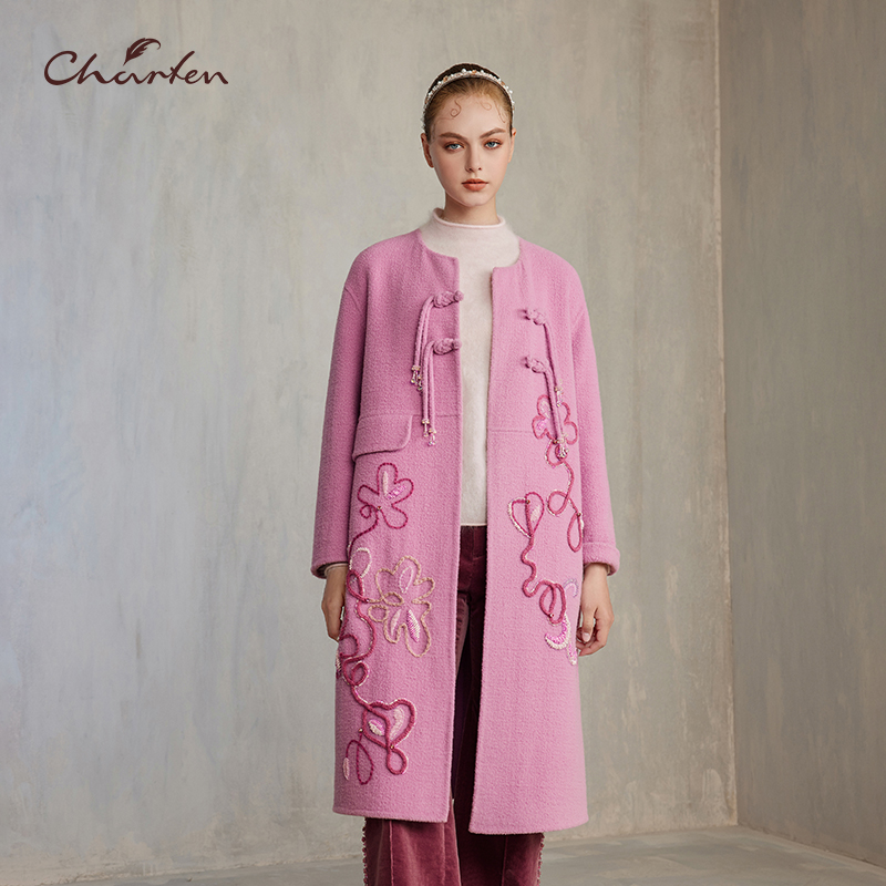 时尚百搭显瘦重工钉珠外套