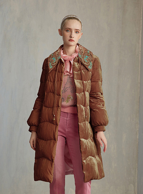 CHARFEN冬季新款时尚百搭显瘦重工钉珠丝绒羽绒服CFE5E820-8098Y