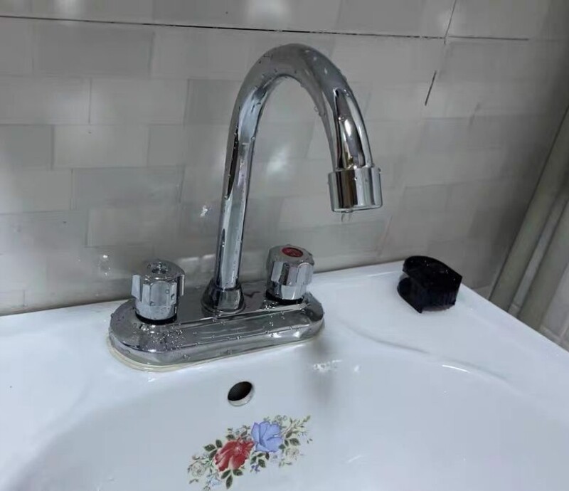 铜水龙头混水阀冷热洗脸盆双孔三孔洗手池台盆面盆龙头卫生间家用