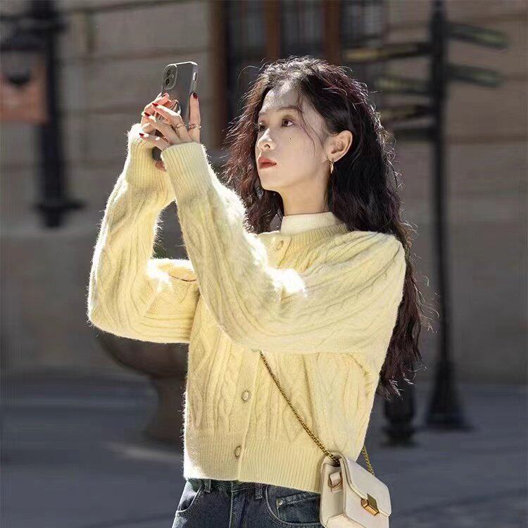 奶fufu温柔风黄色百搭毛衣外套女2023春季洋气短款软糯针织开衫