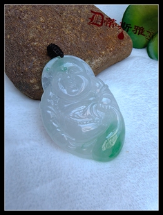 洪福奇宝~蒂斯雅~天然招财阳绿钱袋大肚佛祖吊坠情侣款式家传礼品