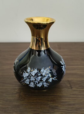 Prinknash Pottery 普林克纳什陶器 描金花卉装饰瓷瓶 小花瓶摆件