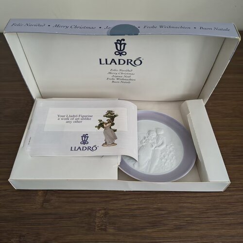 LLADRO 雅致 西班牙名瓷 人物浮雕装饰瓷盘 原盒限量收藏碟 赏盘