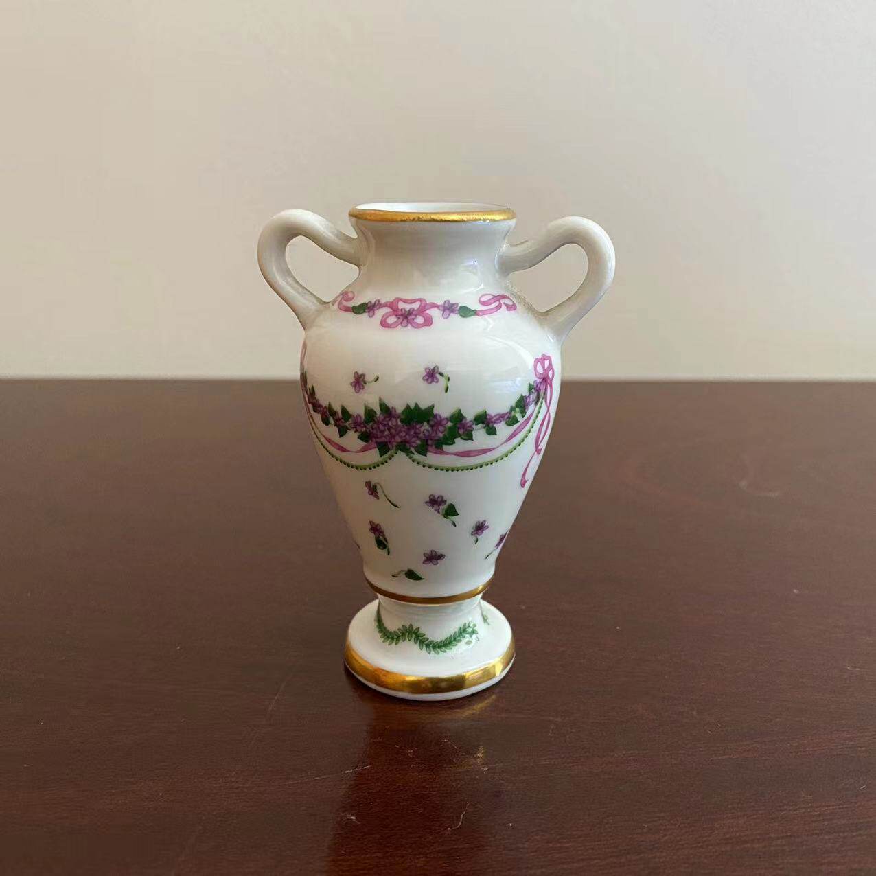 日本  1982年 中古收藏描金装饰瓷器摆件 小瓷瓶 迷你花瓶