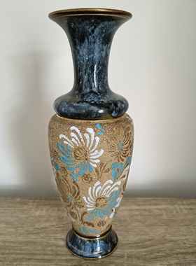 Royal Doulton 皇家道尔顿 1886-1914年稀有款手绘花瓶 瓷瓶摆件