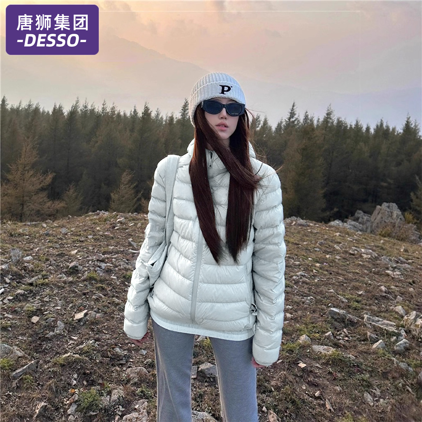 唐狮集团排骨羽绒服女款秋冬季2025新款白鸭绒轻薄连帽小个子外套