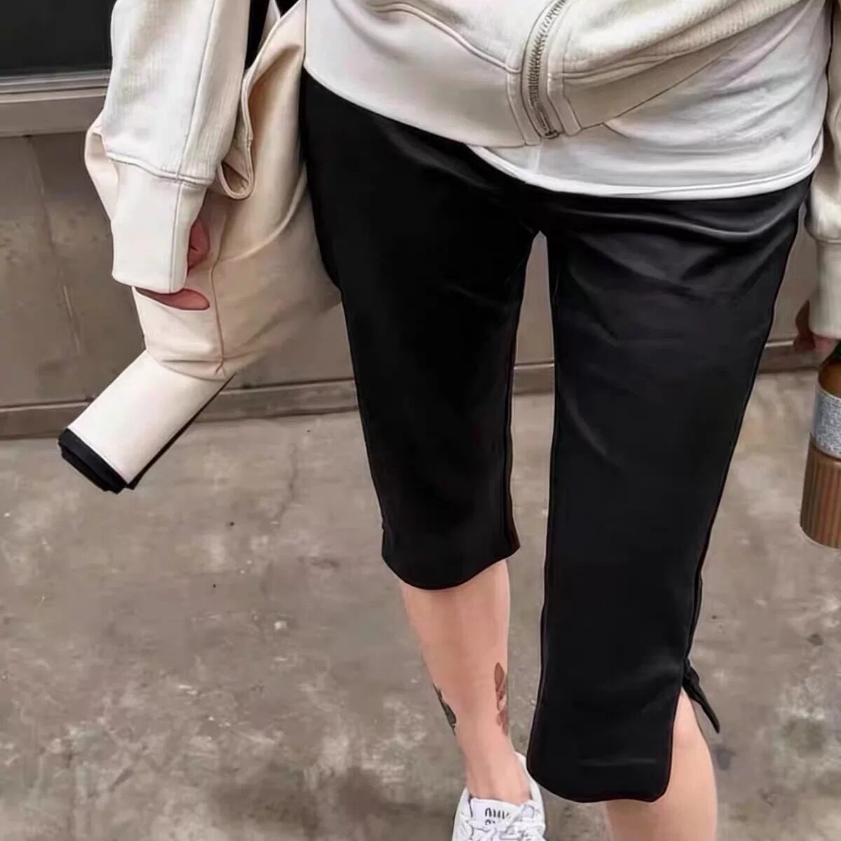 秋季绵羊皮弹力显瘦七分皮裤女